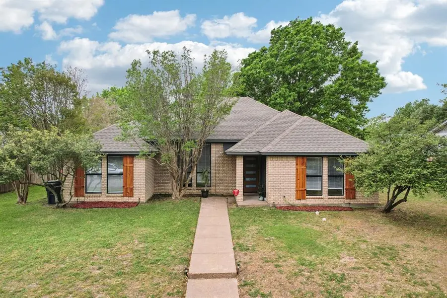 1003 Meridith Drive, Terrell, TX 75160