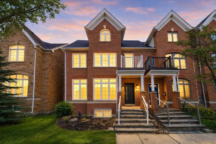 86 Bassett AVE, Richmond Hill, ON L4B 4G1