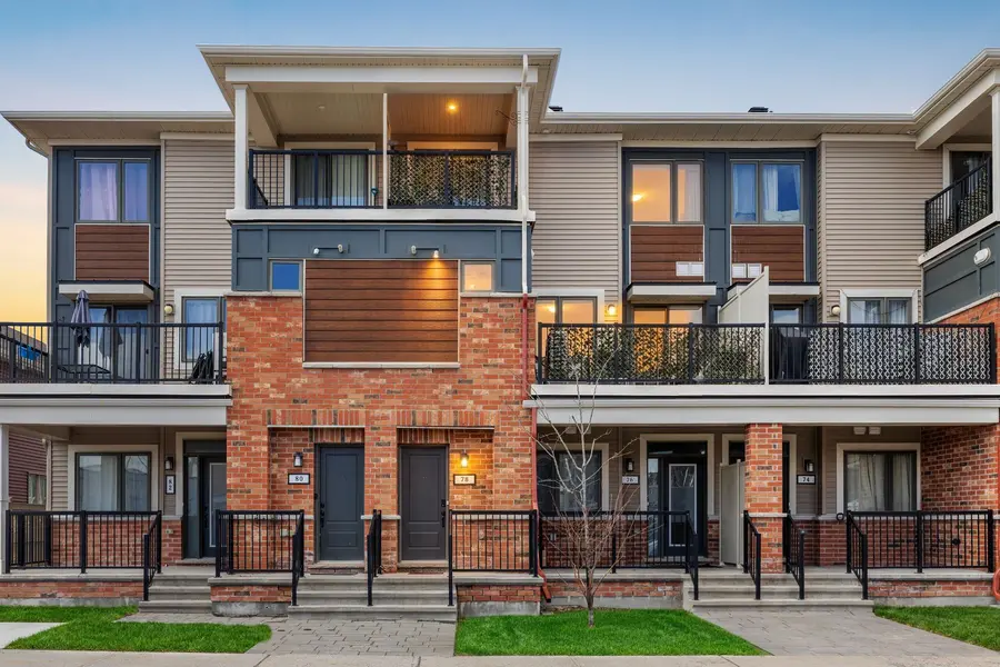 78 Lyrid Private, Barrhaven, ON K2J 6N3