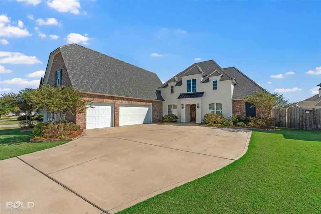 402 Erie Circle, Bossier City, LA 71111