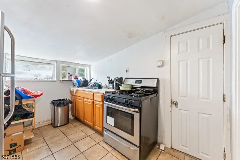 68 Welton St, New Brunswick City, NJ 08901