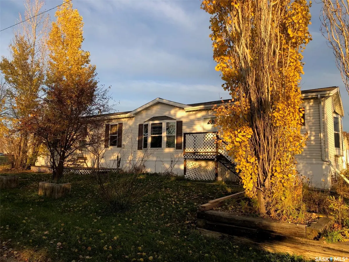 518 Railway AVENUE SE, Preeceville, SK S0A 3B0