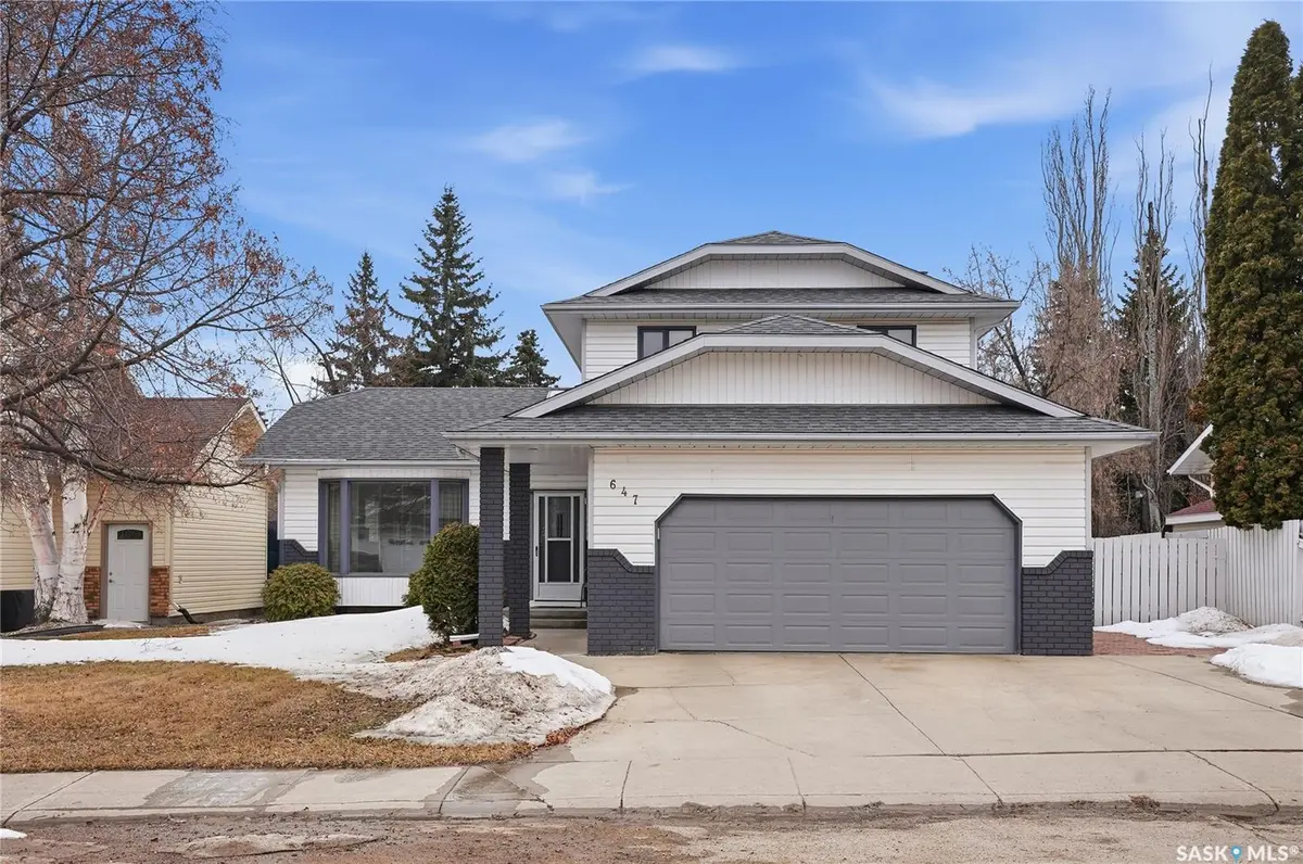647 Whiteswan DRIVE, Saskatoon, SK S7K 8A2