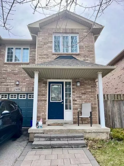 2418 Highcroft RD, Oakville, ON L6M 4Y6