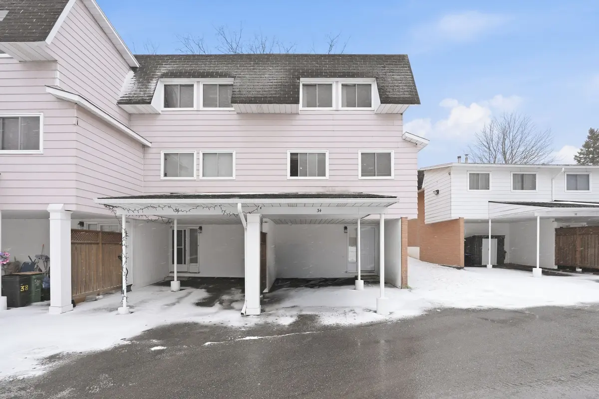 34 Alison Korn Private, Bells Corners And South To Fallowfield, ON K2H 8M6