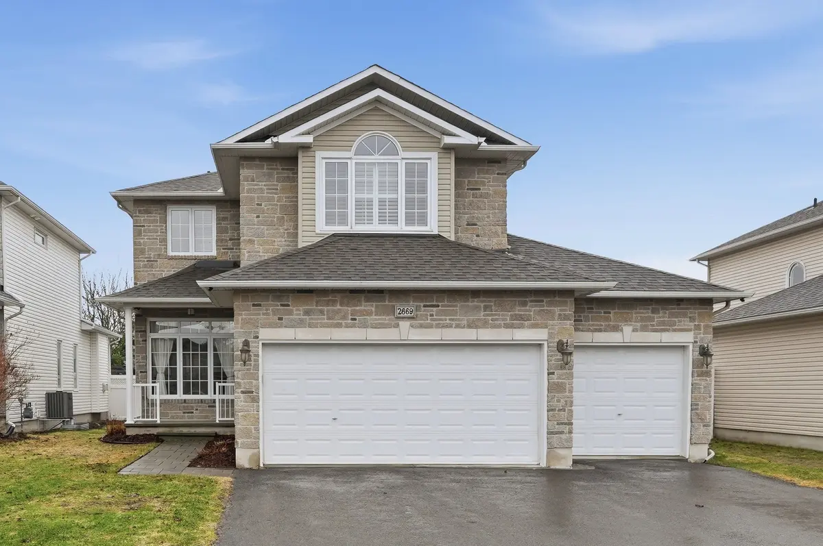 2669 Chamberland ST, Clarence-rockland, ON K4K 0A5