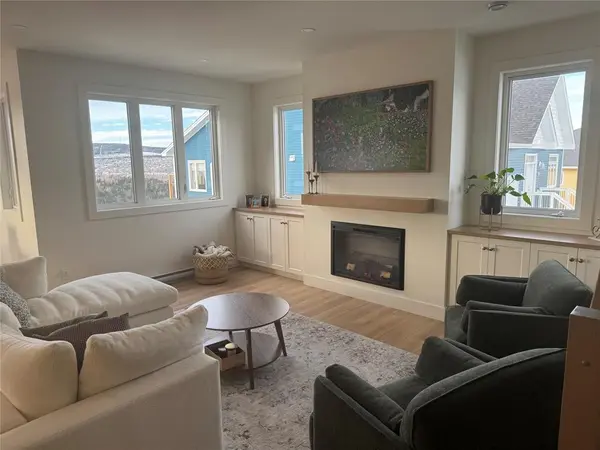 118 Sgt Donald Lucas Drive, Paradise, NL A1L4E1