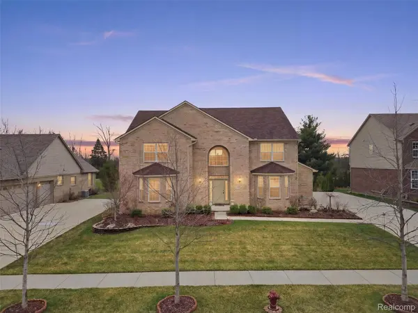 47527 Ellery LN, Canton Charter Township, MI 48187