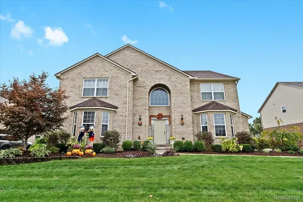 47527 Ellery LN, Canton Charter Township, MI 48187