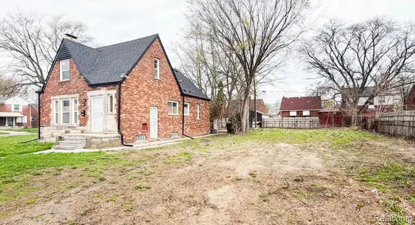 9722 Everts ST, Detroit, MI 48224