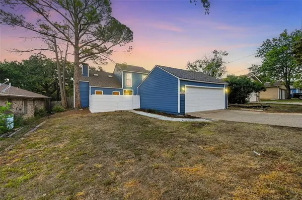 2409 Putnam Street, Fort Worth, TX 76112