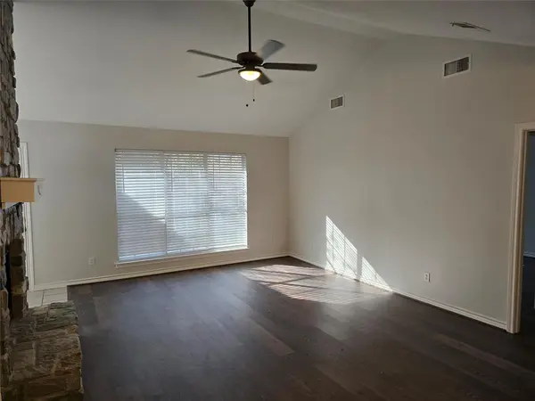 601 Preston Glen, Gunter, TX 75058