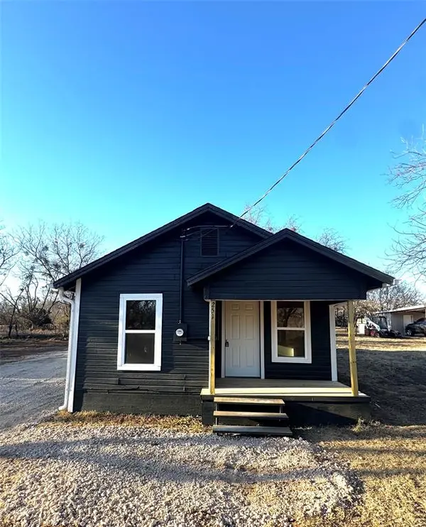 251 E Crow Street, Stephenville, TX 76401