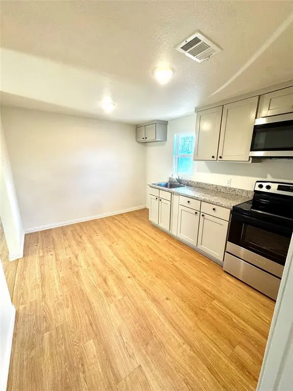 251 E Crow Street, Stephenville, TX 76401