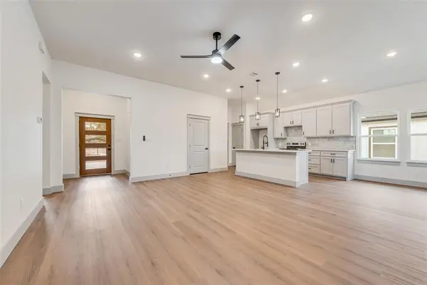 14583 Cherokee Lane, Log Cabin, TX 75148