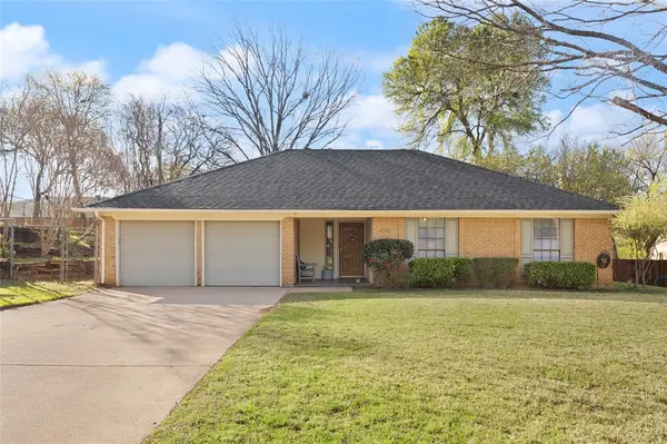 1094 Palm Court, Mansfield, TX 76063