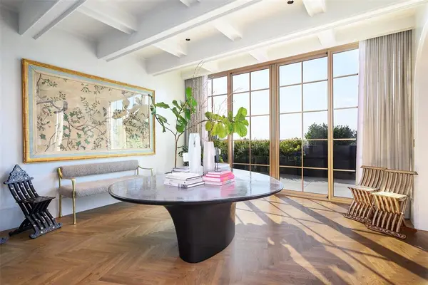 4205 Buena Vista Street #302, Dallas, TX 75205