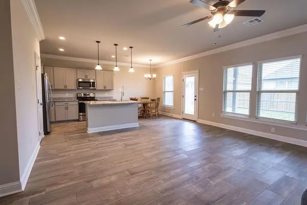 243 Berkshire Place, Haughton, LA 71037