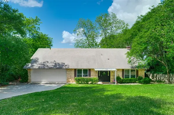 23340 Three Points Drive, Frankston, TX 75763