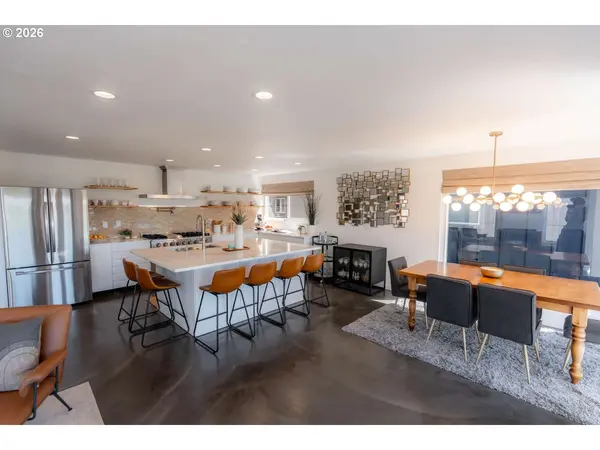 140 NW 23RD AVE, Rockaway Beach, OR 97136