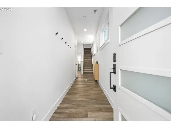 4209 SE 80TH AVE, Portland, OR 97206