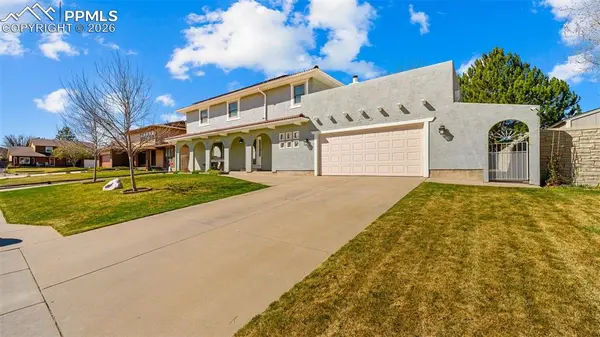 61 Posada DR, Pueblo, CO 81005
