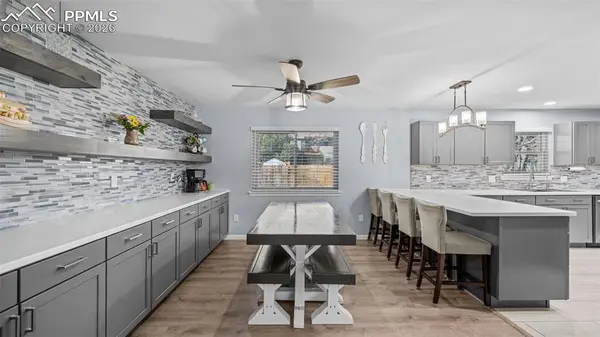 61 Posada DR, Pueblo, CO 81005