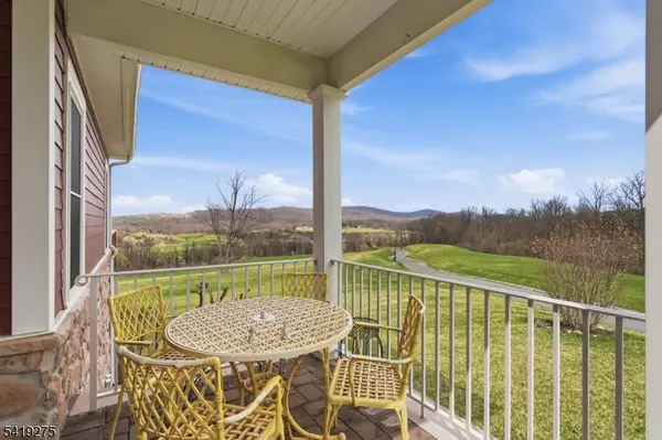 19 Rockhall Ct, Hardyston Twp., NJ 07419