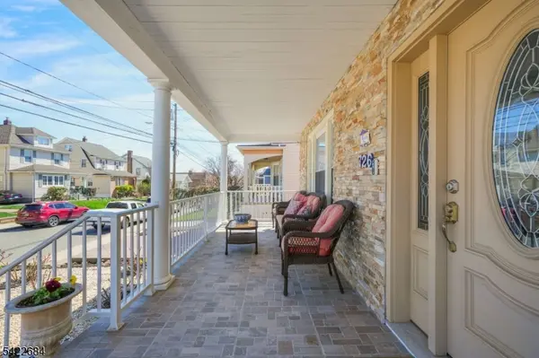 724 Floral Ave, Elizabeth City, NJ 07208