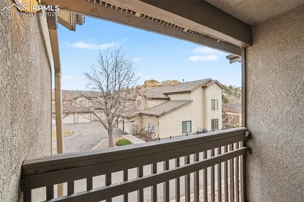 2112 Denton GRV #202, Colorado Springs, CO 80919
