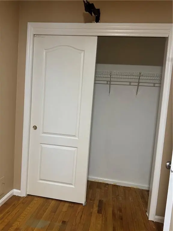 359 Netherland AVE, Staten  Island, NY 10303