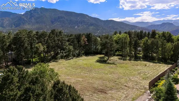 34 Marland RD, Colorado Springs, CO 80906