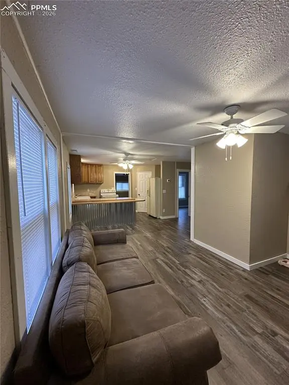 709 S 3rd ST, Lamar, CO 81052