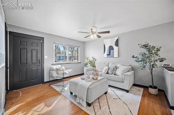 1522 Wynkoop DR, Colorado Springs, CO 80909