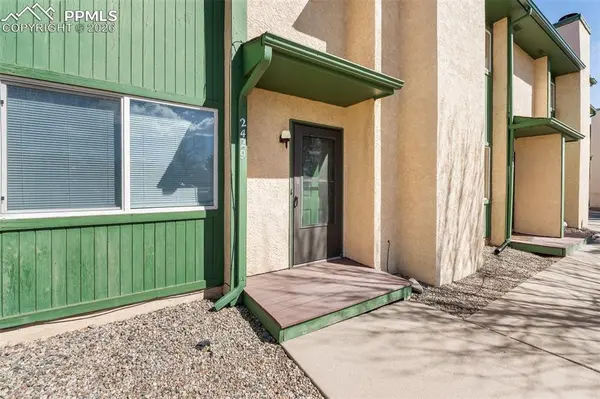 2429 Cherokee Park PL, Colorado Springs, CO 80915