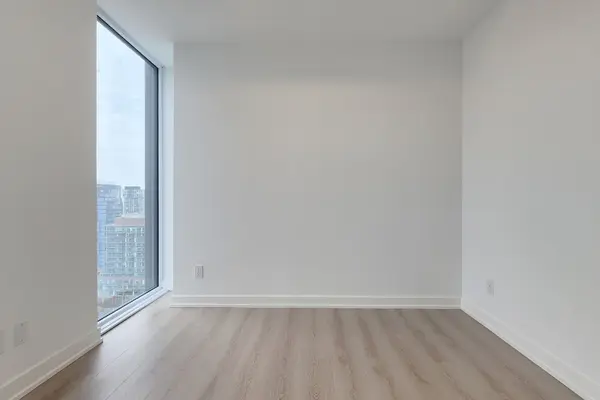 100 Queen ST E #2603, Toronto C08, ON M5C 0B5