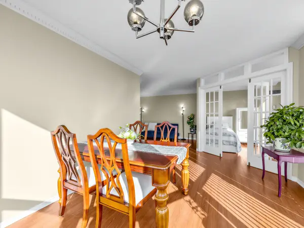 100 Upper Madison AVE #1708, Toronto C07, ON M2N 6M4