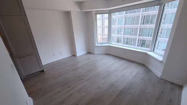 155 Yorkville AVE #1013, Toronto C02, ON M5R 0B4