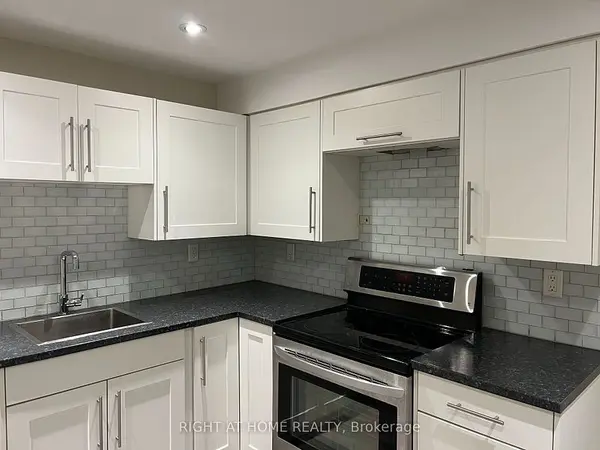 88 Gregory RD, Ajax, ON L1S 3B4