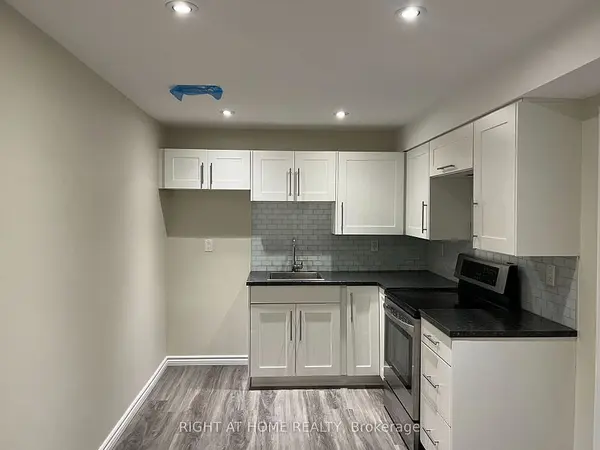 88 Gregory RD, Ajax, ON L1S 3B4