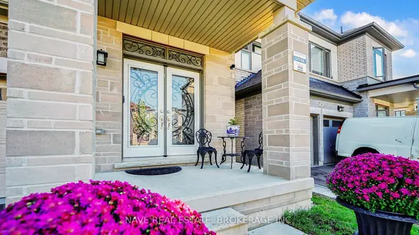 52 Conarty Cres. CRES, Whitby, ON L1P 0L4