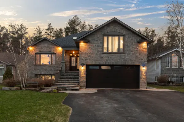 41 Osborn ST, Essa, ON L0M 1B0