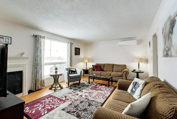 56 Lorne AVE, Collingwood, ON L9Y 2B7