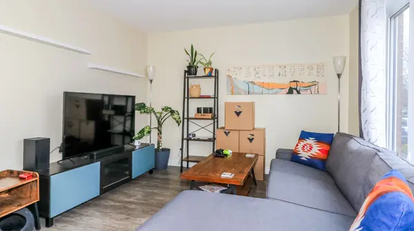 66 Downing CRES, Barrie, ON L4N 8V5