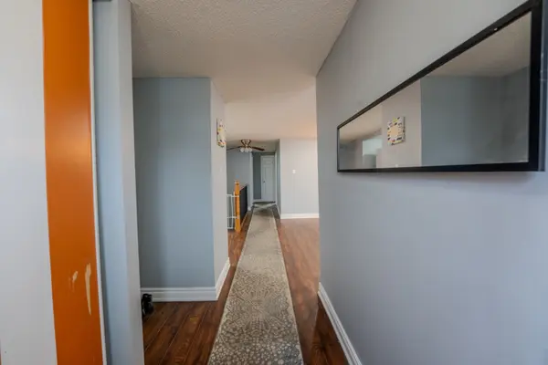 3 Hickling TRL, Barrie, ON L4M 5V7