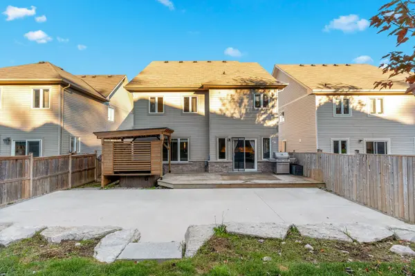 3086 Emperor DR, Orillia, ON L3V 0G4