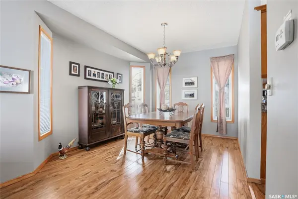 647 Whiteswan DRIVE, Saskatoon, SK S7K 8A2