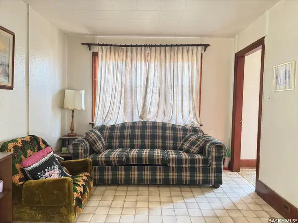 227 Fairchild AVENUE, Regina Beach, SK S0G 4C0