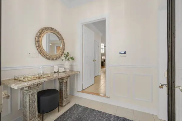 2298 Salcome DR, Oakville, ON L6H 7N2