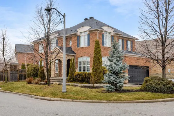 2213 Littondale LN, Oakville, ON L6M 0A6